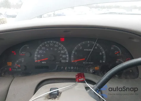 2002 Ford F-150 Lariat/Xlt z USA, uszkodzony, nr VIN 1FTRW08L62KB81617